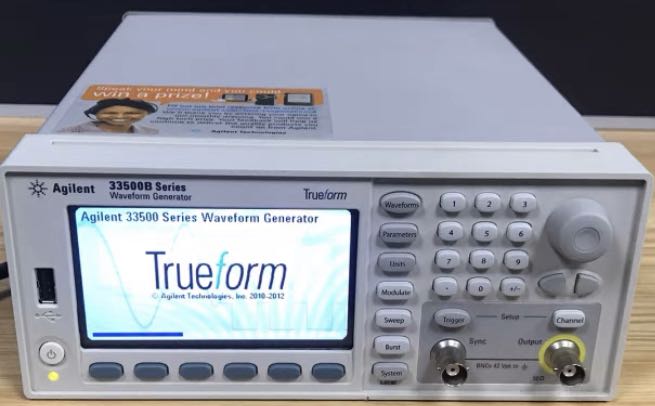 622024d1b14e7.jpg 函數(shù)信號(hào)發(fā)生器33500B.jpg