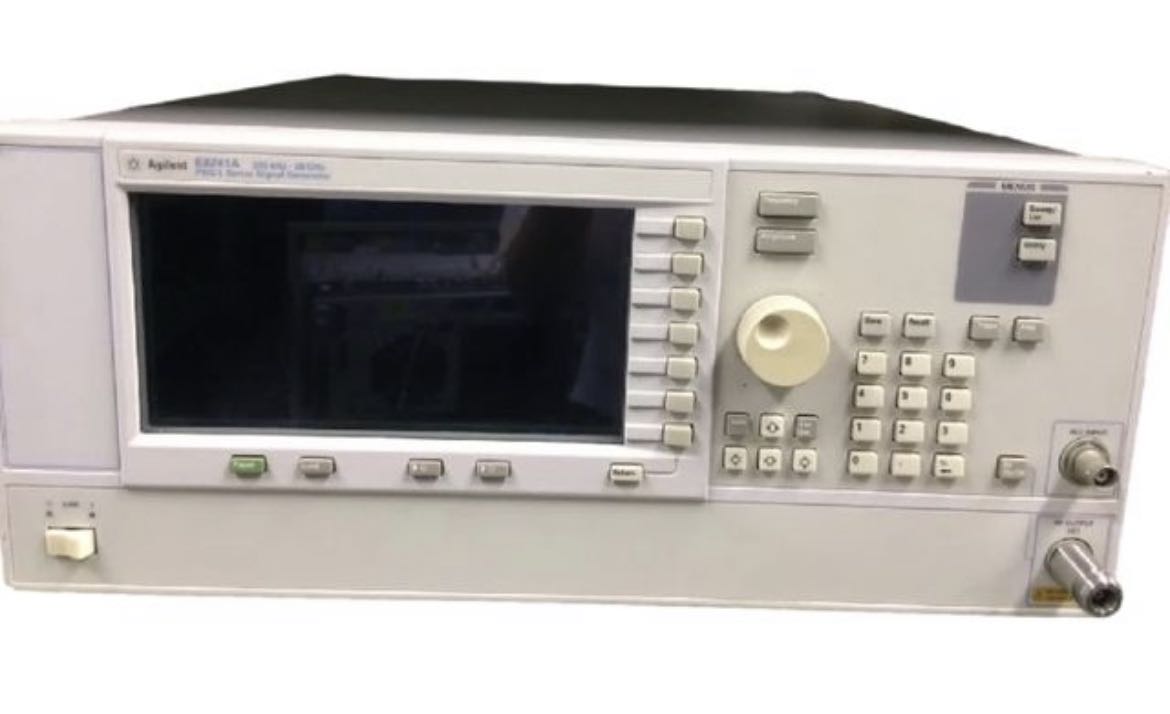 E8241A信號發生器.jpg