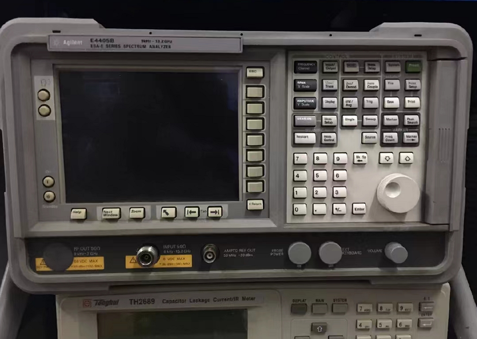 64b9d3e40a858.png 頻譜E4405B 6.png