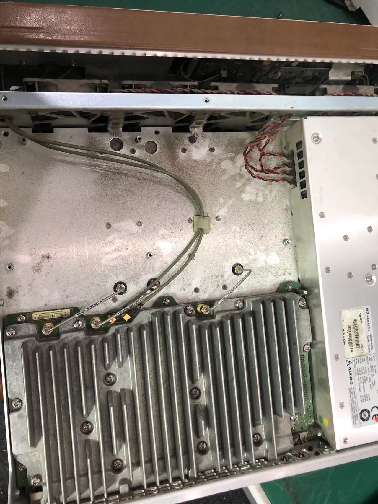 6583eaeee175b.jpg 維修信號(hào)源N5182A 2.jpg